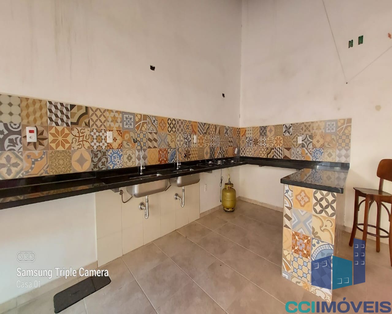 Casa à venda com 3 quartos, 360m² - Foto 5