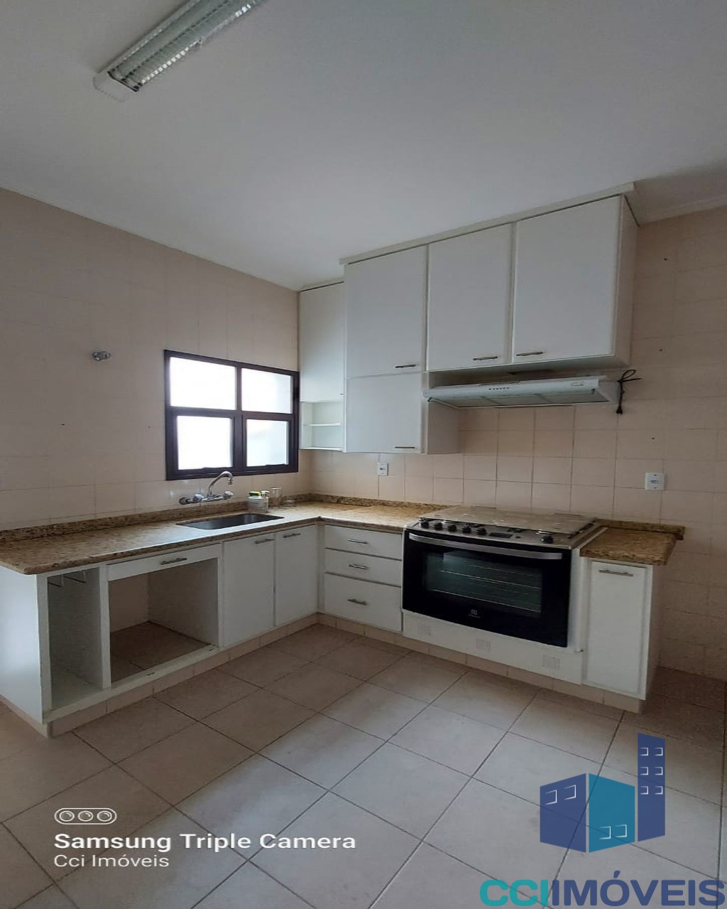 Apartamento à venda com 3 quartos, 1m² - Foto 5