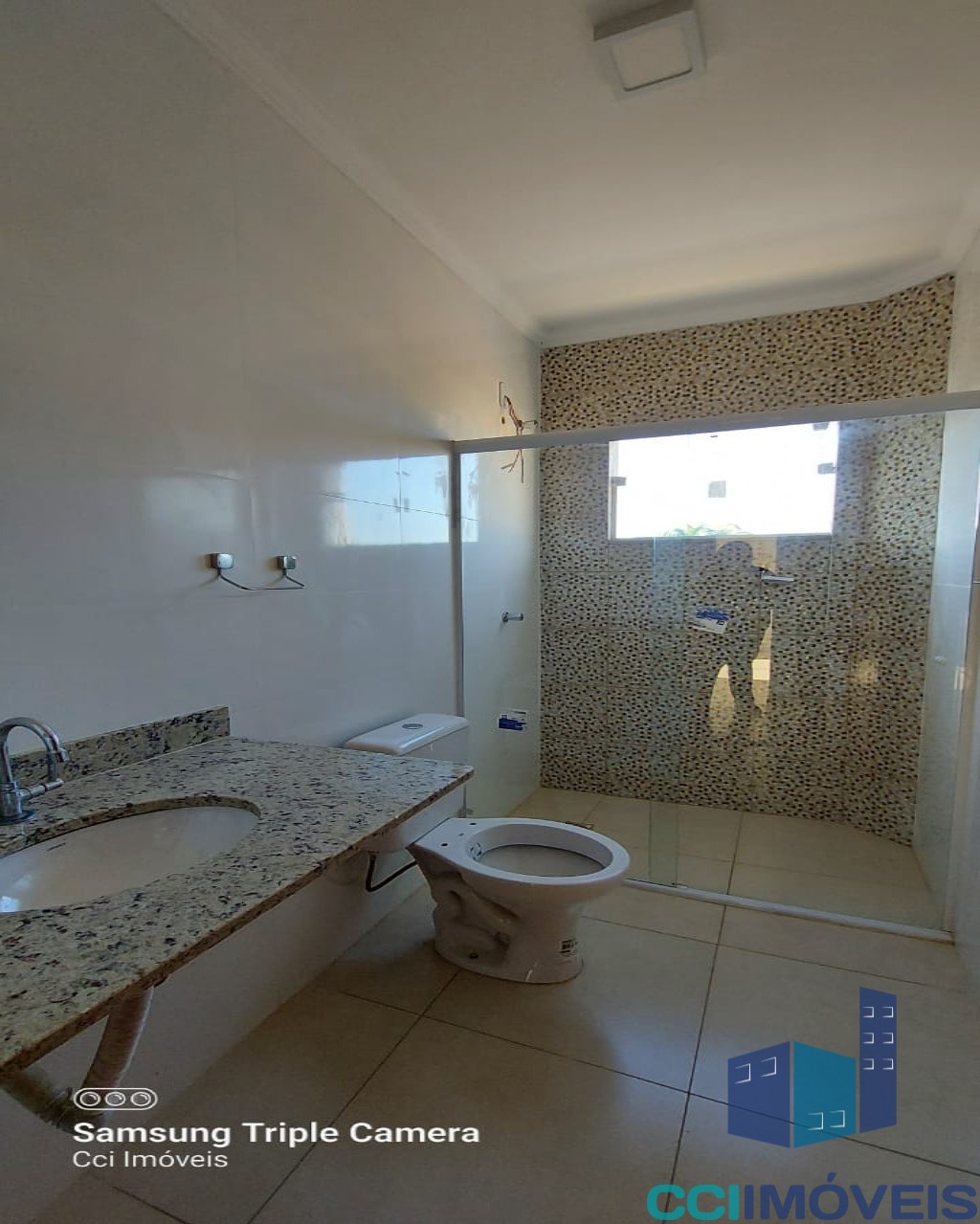 Apartamento à venda e aluguel com 2 quartos, 1m² - Foto 8