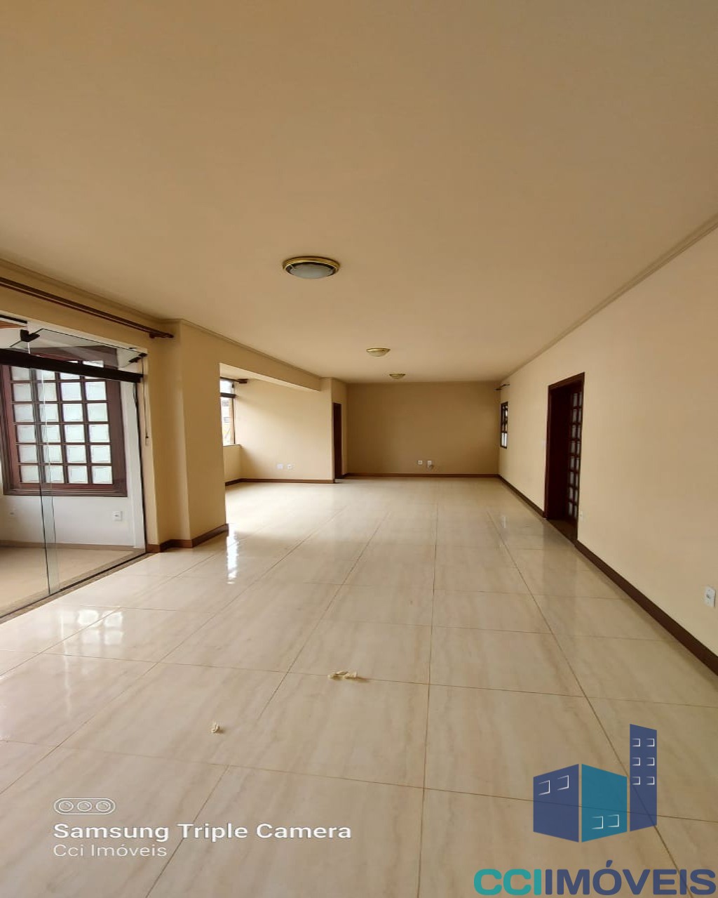 Apartamento à venda com 3 quartos, 1m² - Foto 22