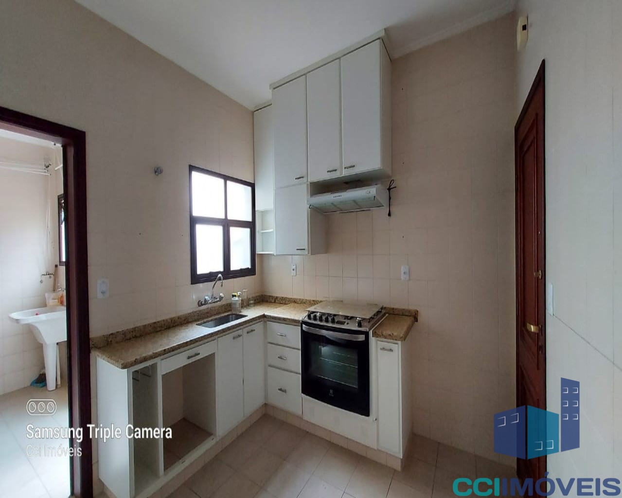 Apartamento à venda com 3 quartos, 1m² - Foto 12