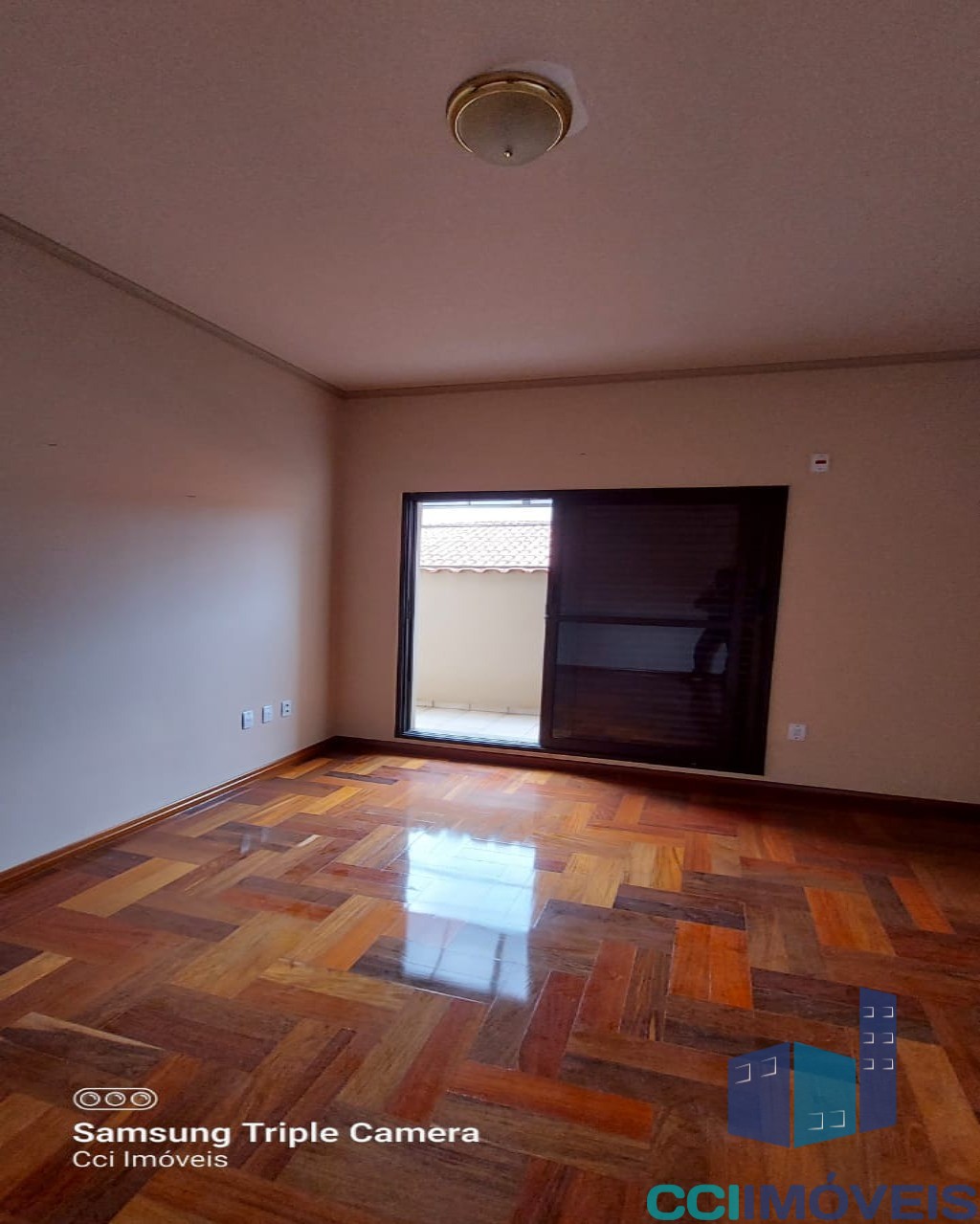 Apartamento à venda com 3 quartos, 1m² - Foto 13