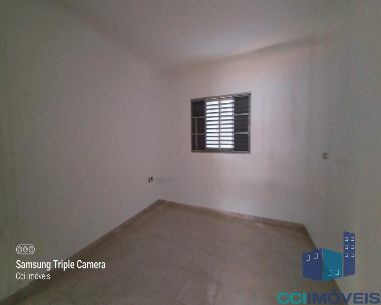 Casa à venda com 3 quartos, 120m² - Foto 4