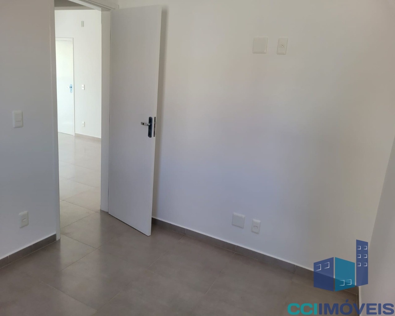 Apartamento à venda com 2 quartos, 72m² - Foto 17