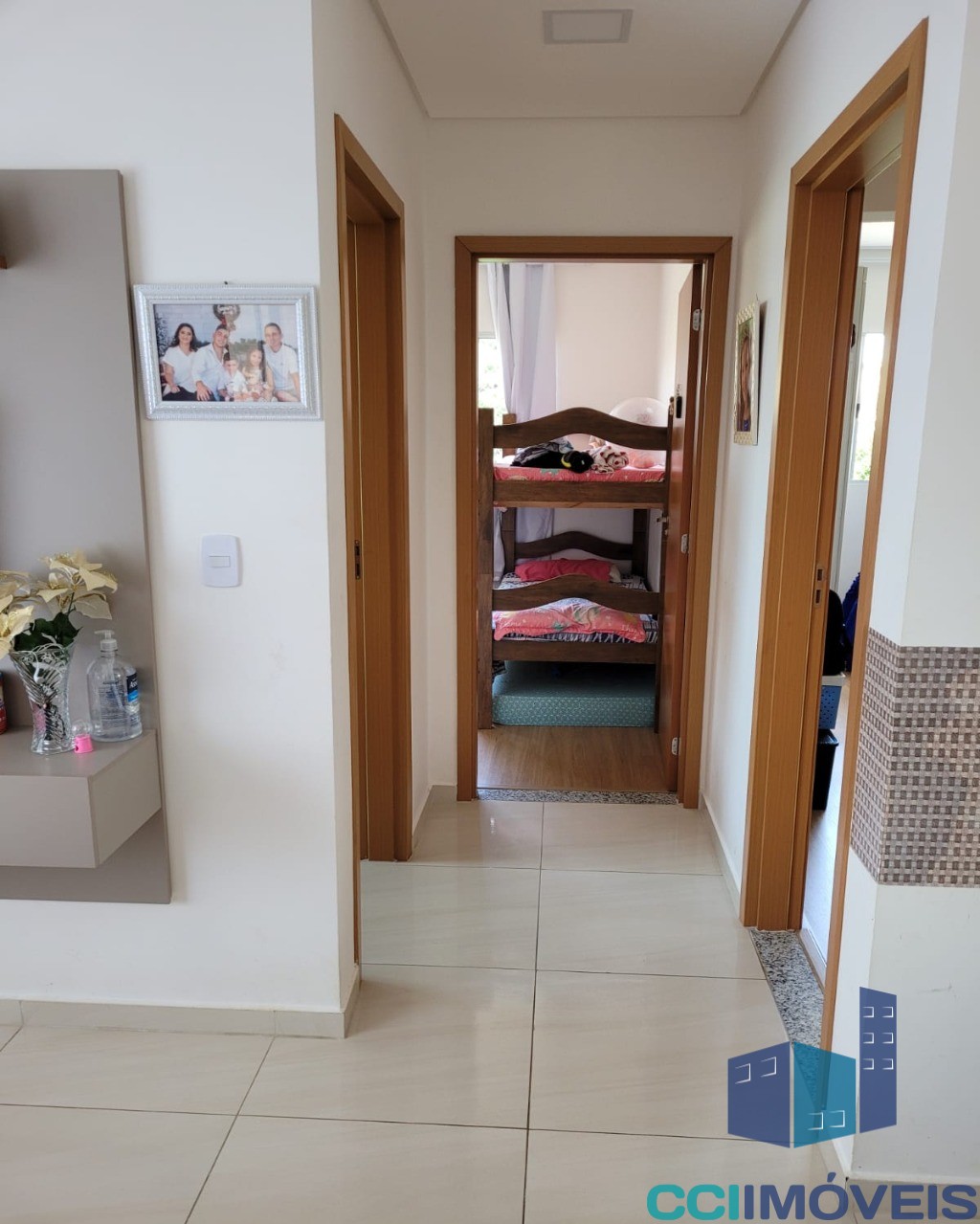 Apartamento à venda com 2 quartos, 55m² - Foto 2