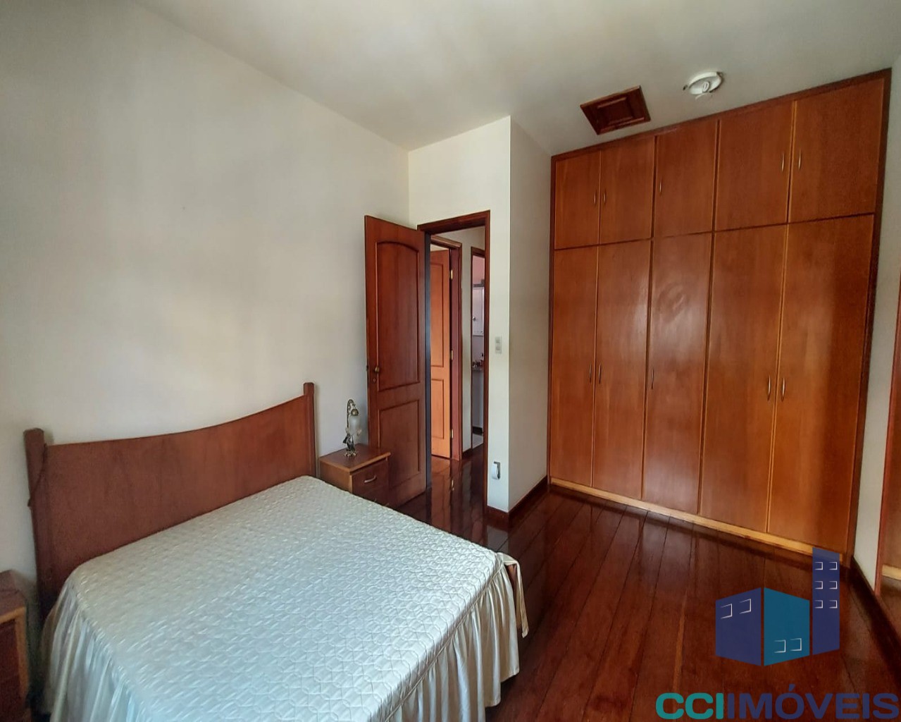 Casa à venda com 4 quartos, 400m² - Foto 19