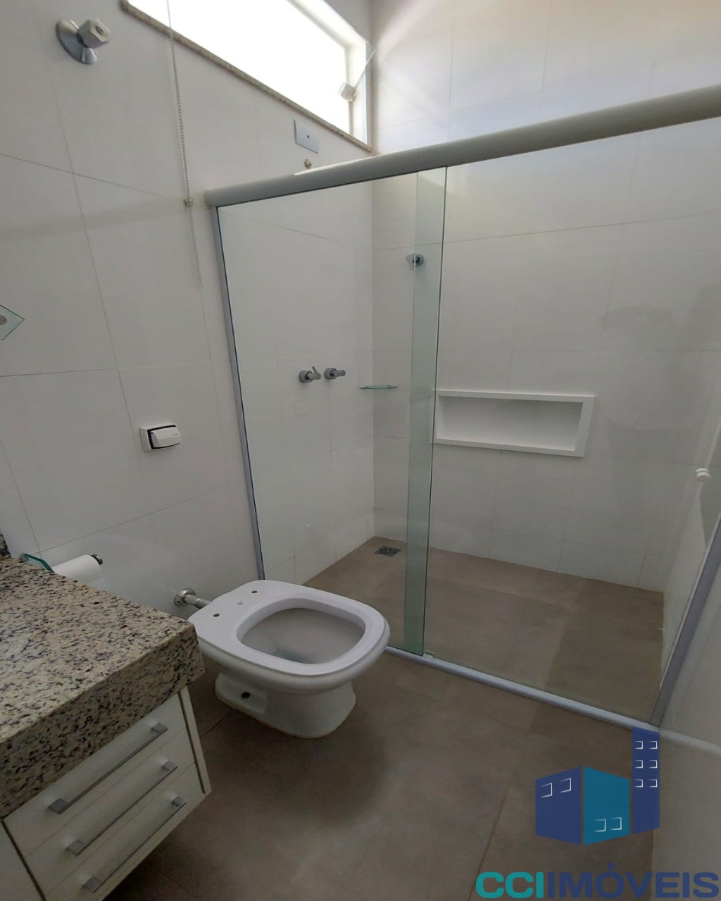 Casa à venda com 3 quartos, 170m² - Foto 3