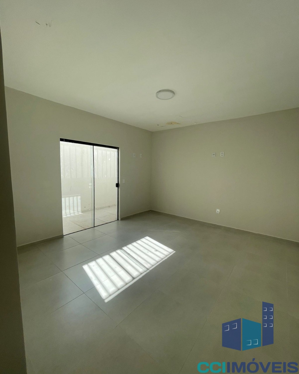 Casa à venda com 4 quartos, 250m² - Foto 10