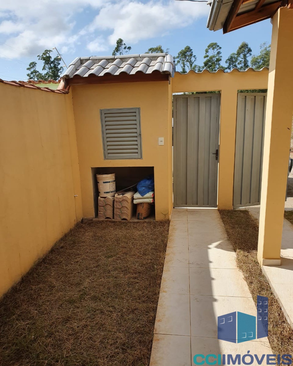 Casa à venda com 2 quartos, 60m² - Foto 10