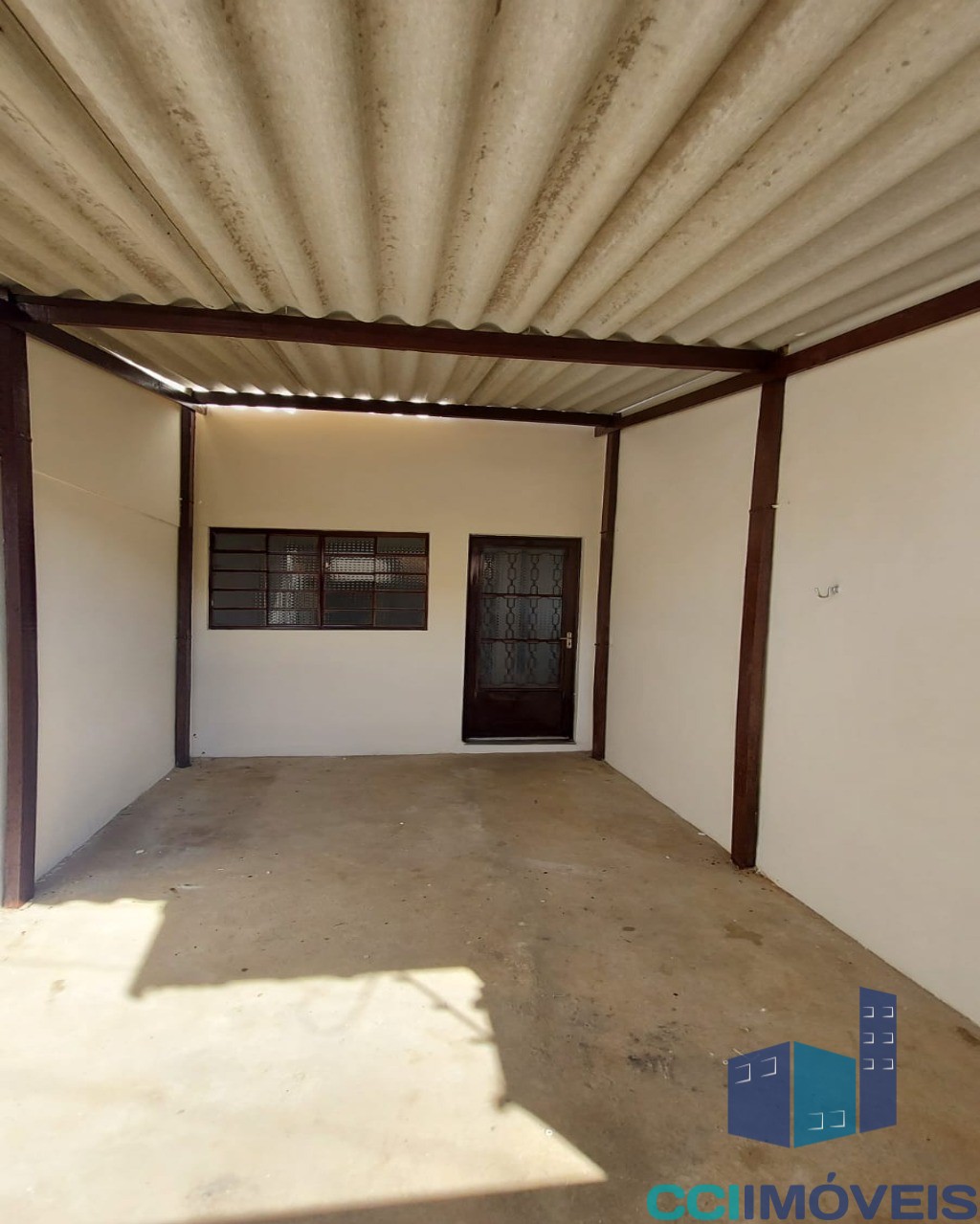 Casa à venda e aluguel com 3 quartos, 110m² - Foto 3