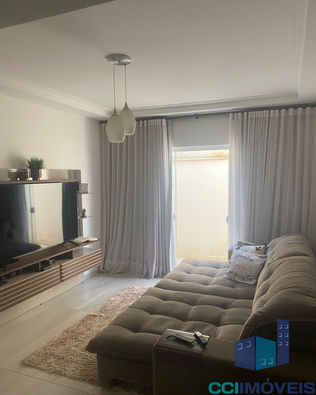 Apartamento à venda com 2 quartos, 64m² - Foto 4