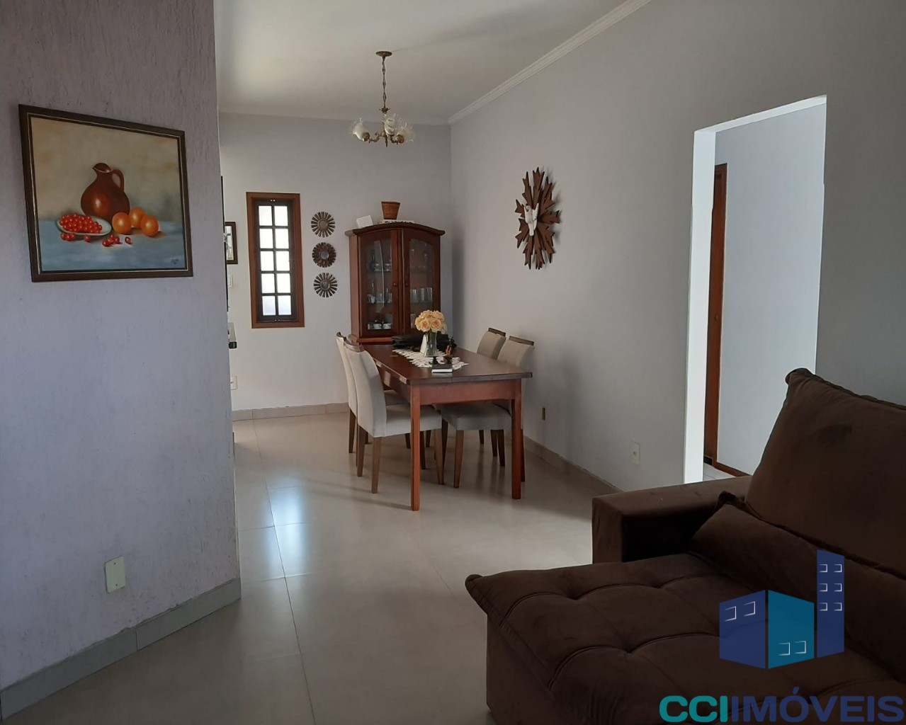 Casa à venda com 3 quartos, 1m² - Foto 3