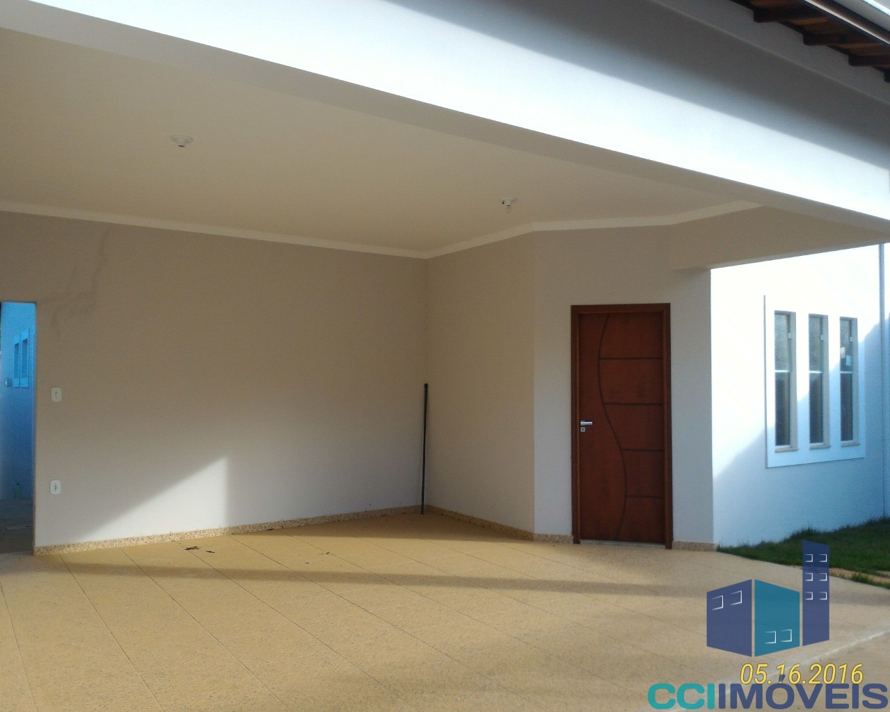 Casa à venda com 3 quartos, 1m² - Foto 2