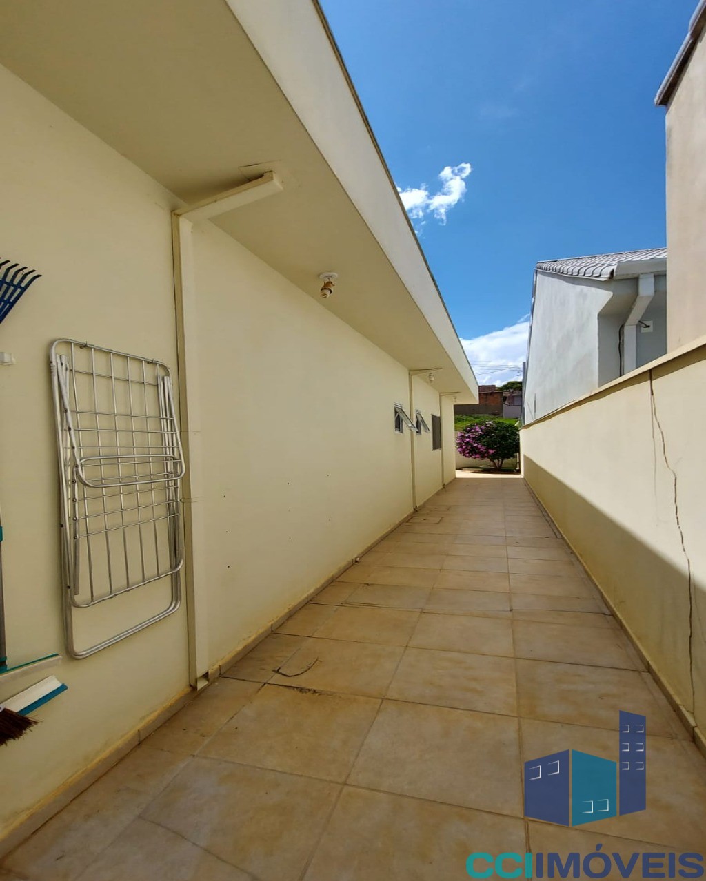 Casa à venda com 3 quartos, 140m² - Foto 4