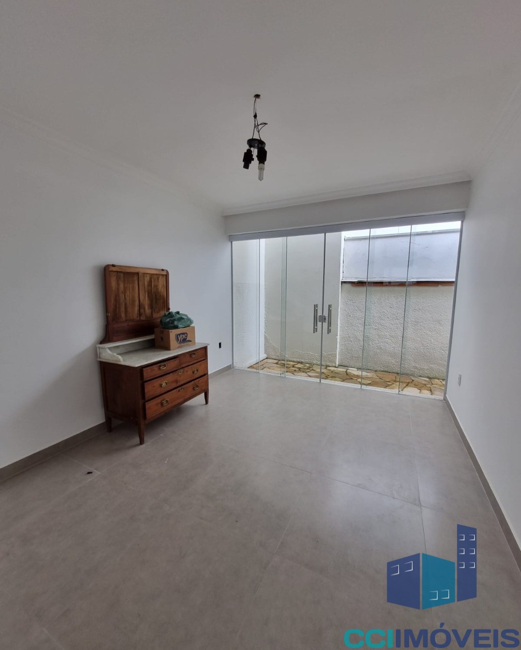 Casa à venda com 3 quartos, 200m² - Foto 6