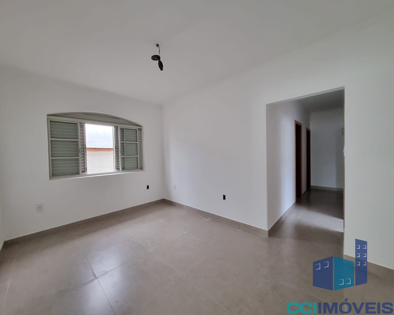 Casa à venda com 3 quartos, 200m² - Foto 5