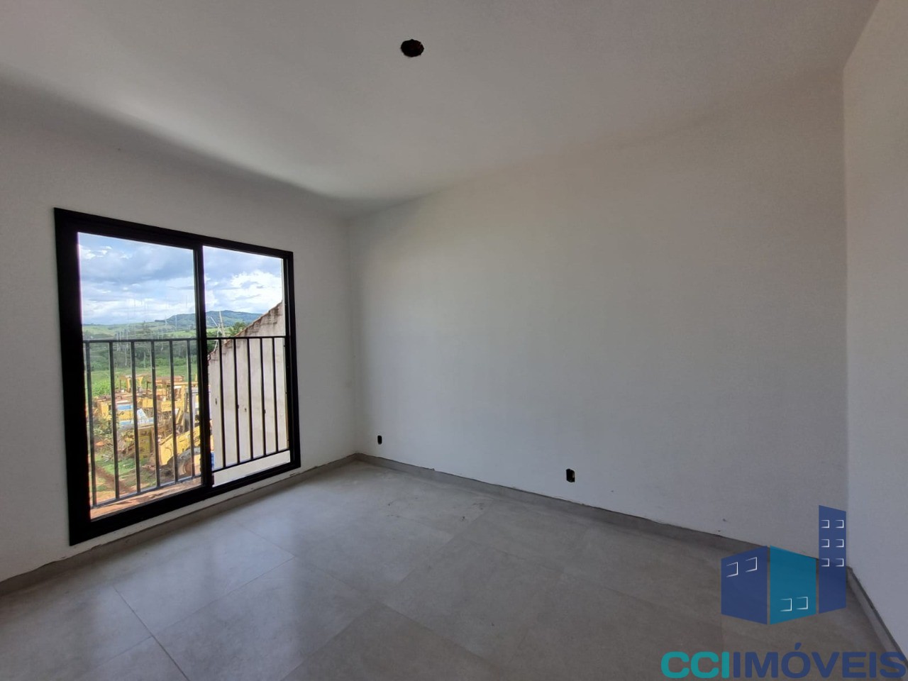 Apartamento à venda com 2 quartos, 1m² - Foto 5