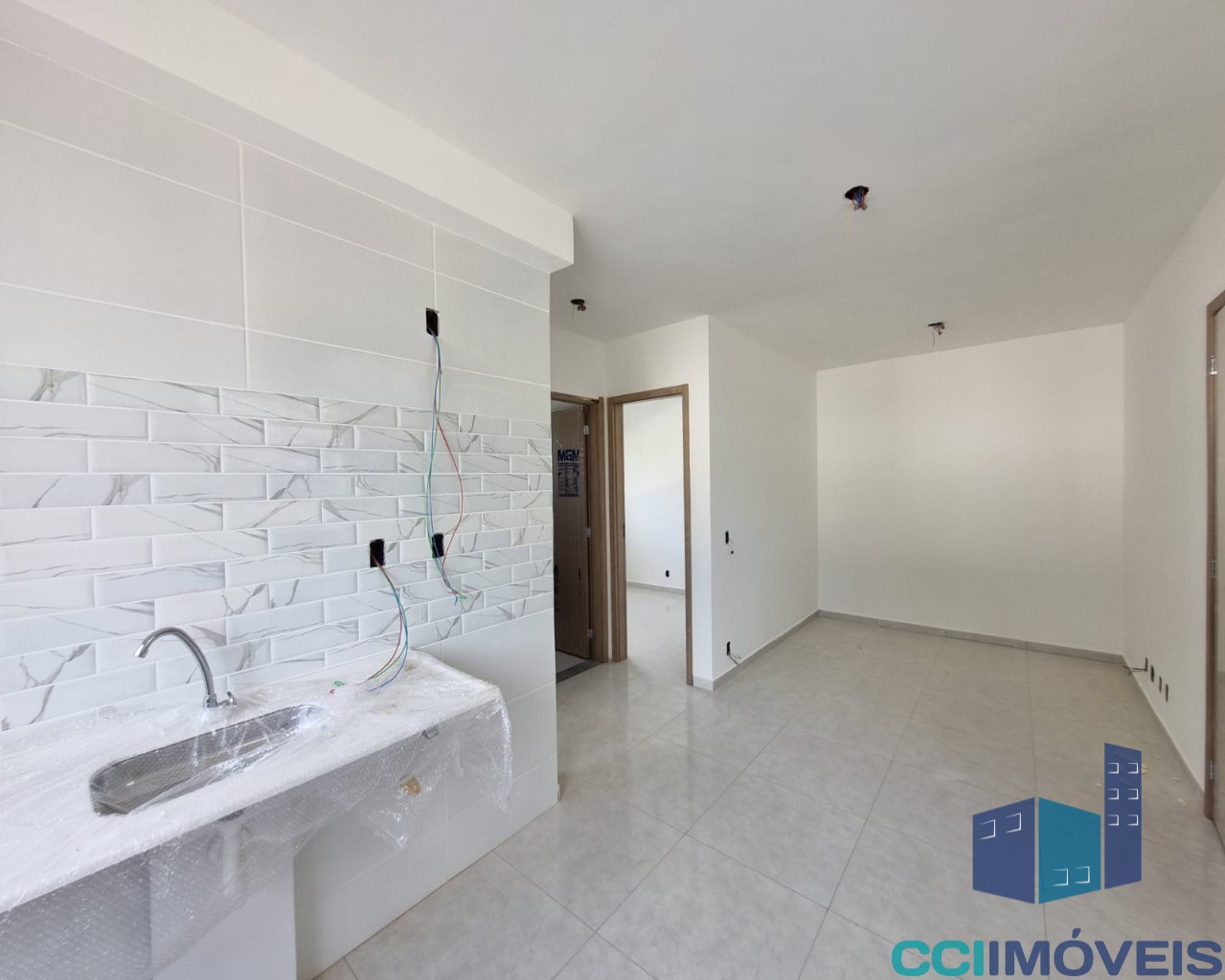 Apartamento à venda com 2 quartos, 1m² - Foto 4