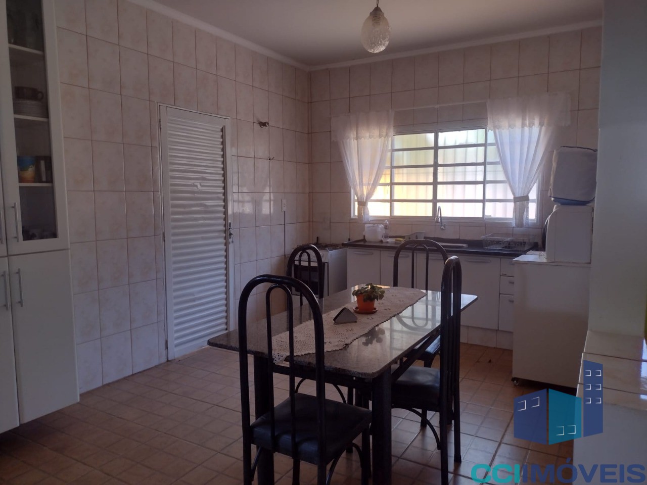 Chácara à venda com 3 quartos, 180m² - Foto 10