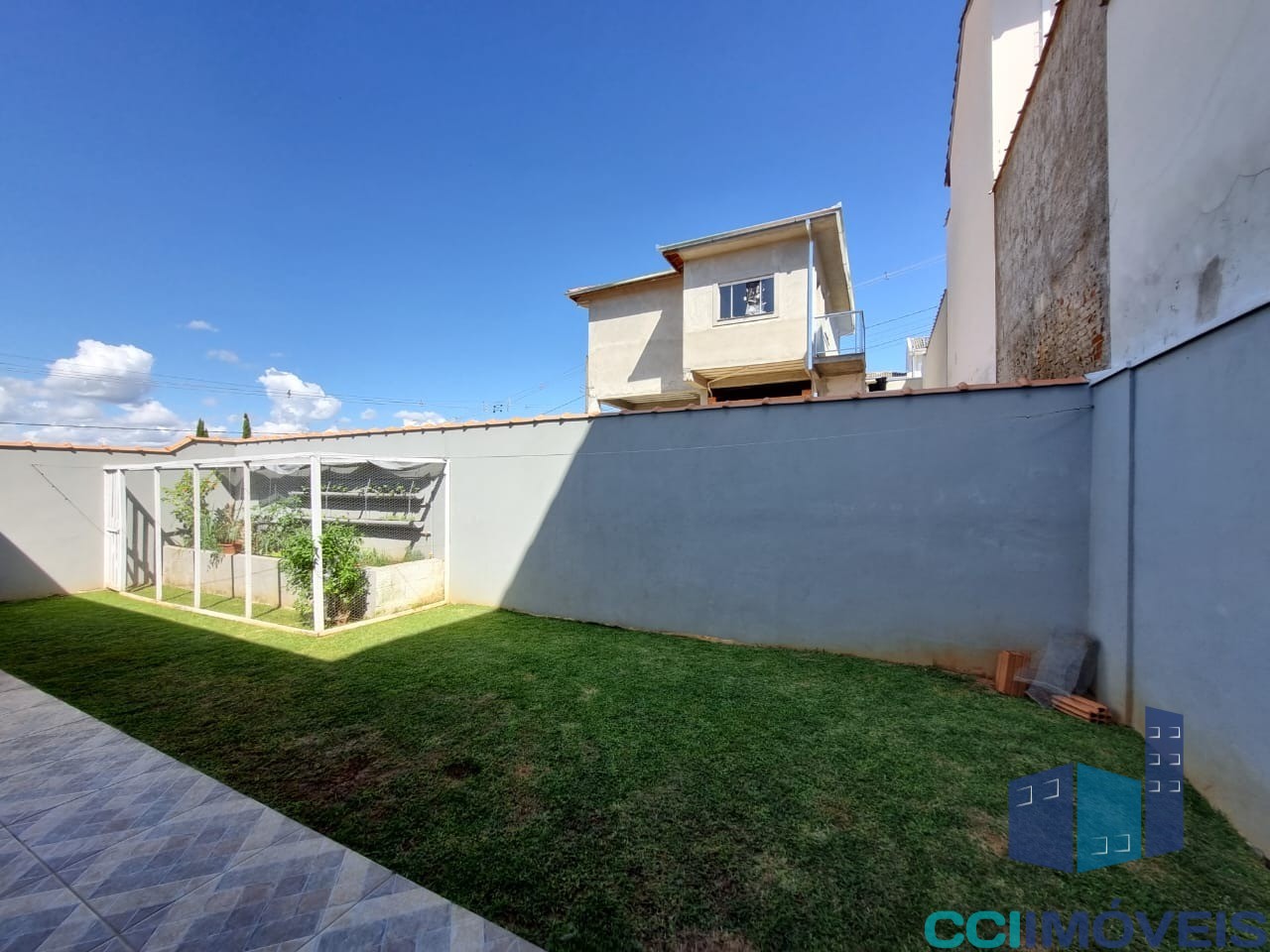 Casa à venda com 3 quartos, 160m² - Foto 7