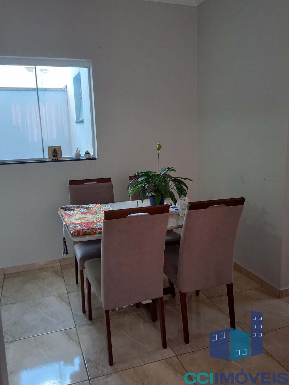 Apartamento à venda com 2 quartos, 65m² - Foto 2