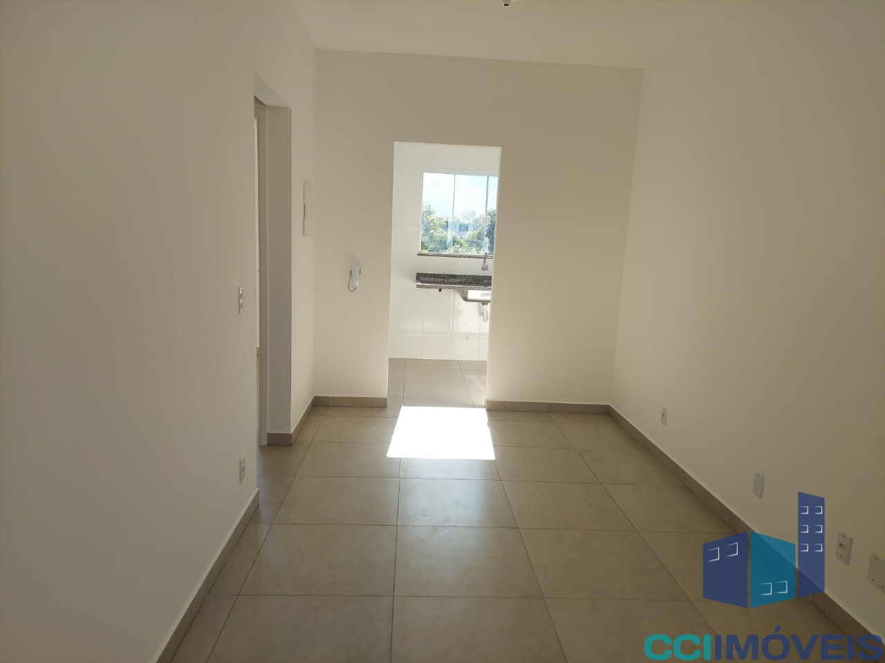 Apartamento à venda com 3 quartos, 90m² - Foto 3