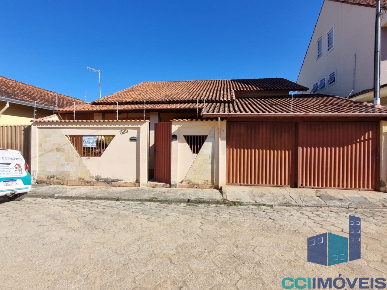 Casa à venda com 3 quartos, 214m² - Foto 13