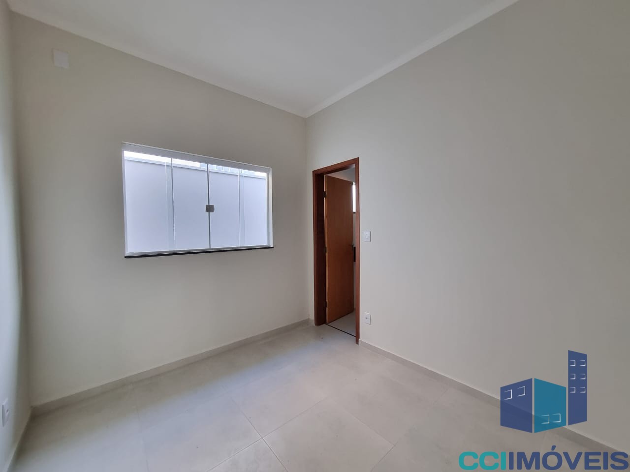 Casa à venda com 2 quartos, 1m² - Foto 7