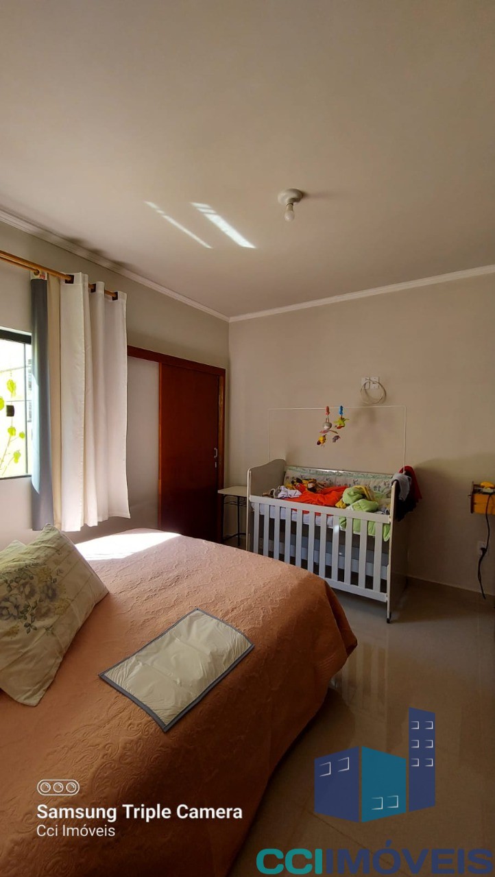 Casa à venda com 2 quartos, 70m² - Foto 6