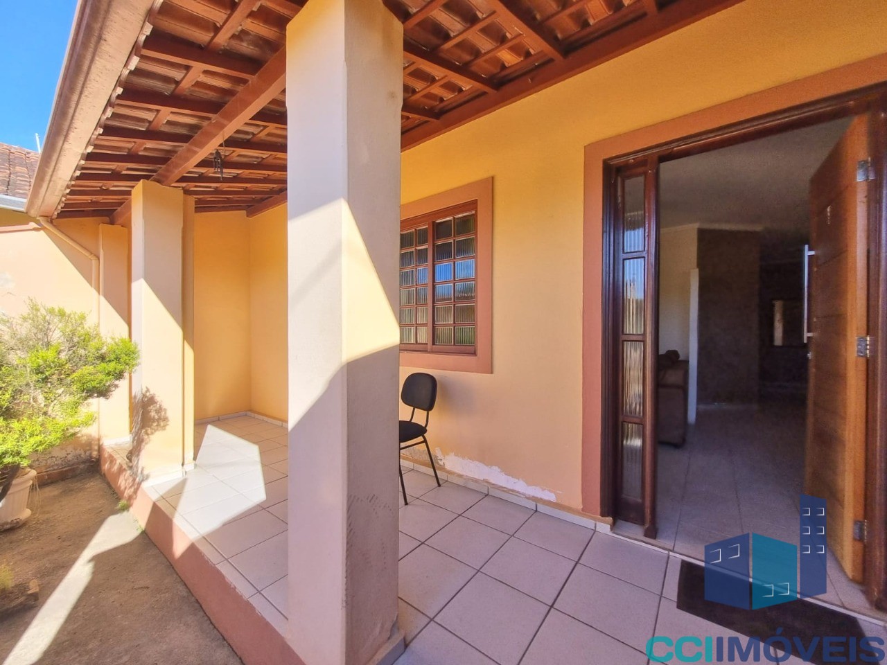 Casa à venda com 3 quartos, 214m² - Foto 14