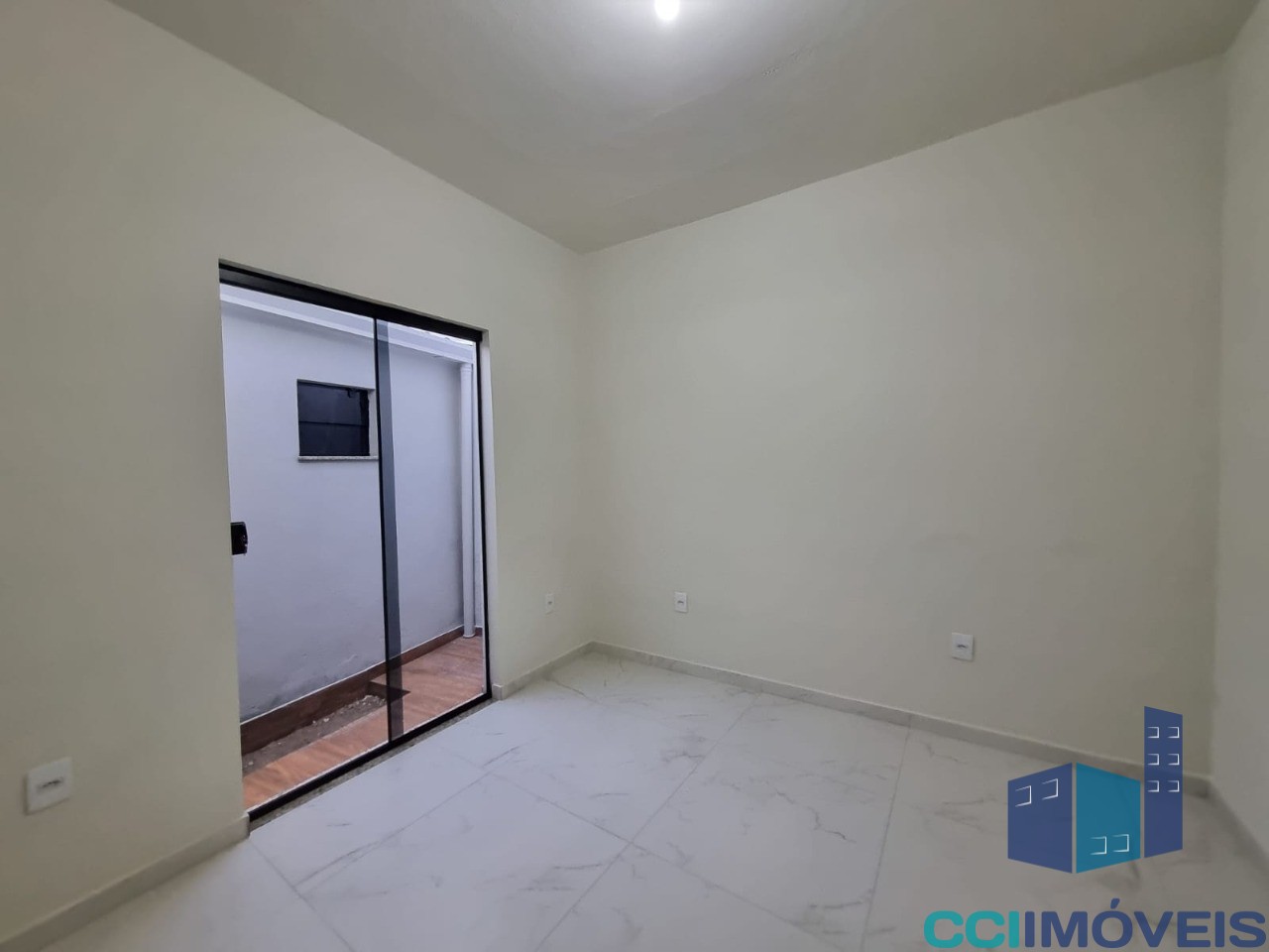 Prédio Inteiro para alugar com 4 quartos, 150m² - Foto 8