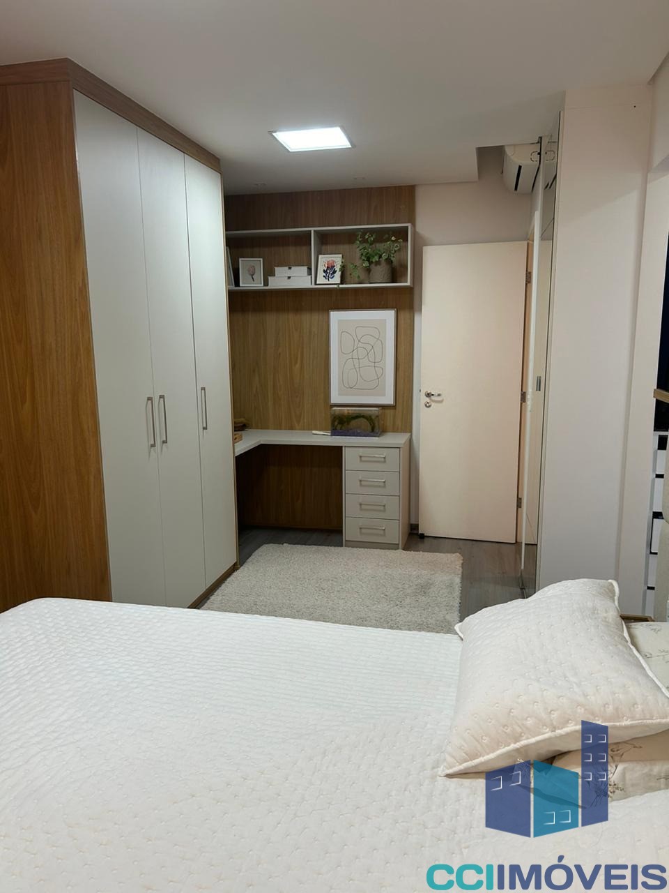 Apartamento à venda com 3 quartos, 198m² - Foto 7