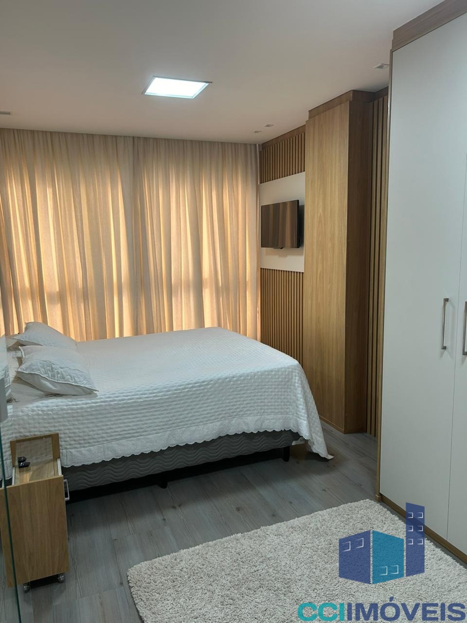 Apartamento à venda com 3 quartos, 198m² - Foto 15