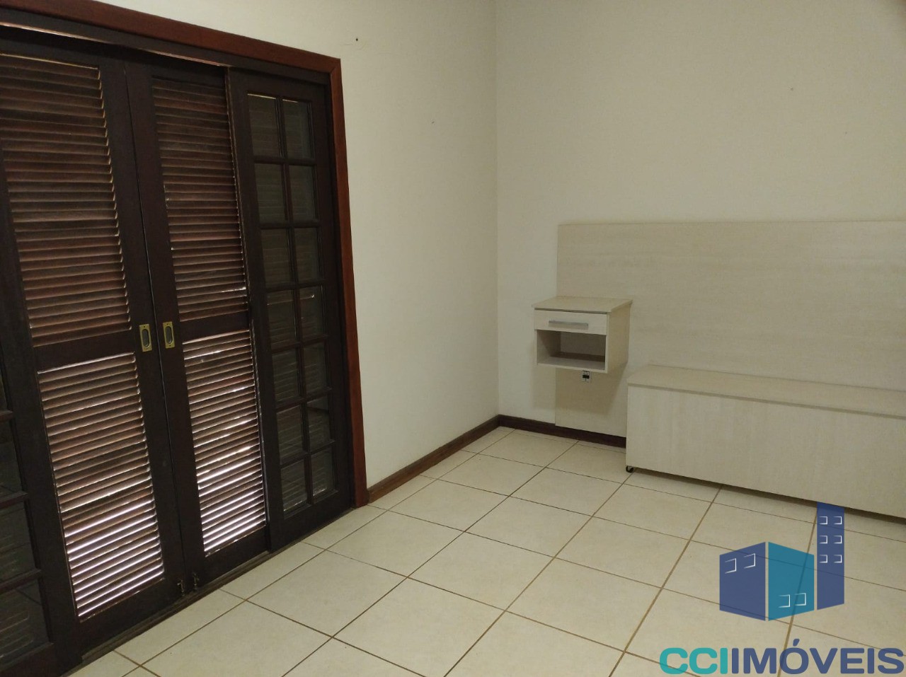 Chácara à venda com 2 quartos, 112m² - Foto 12