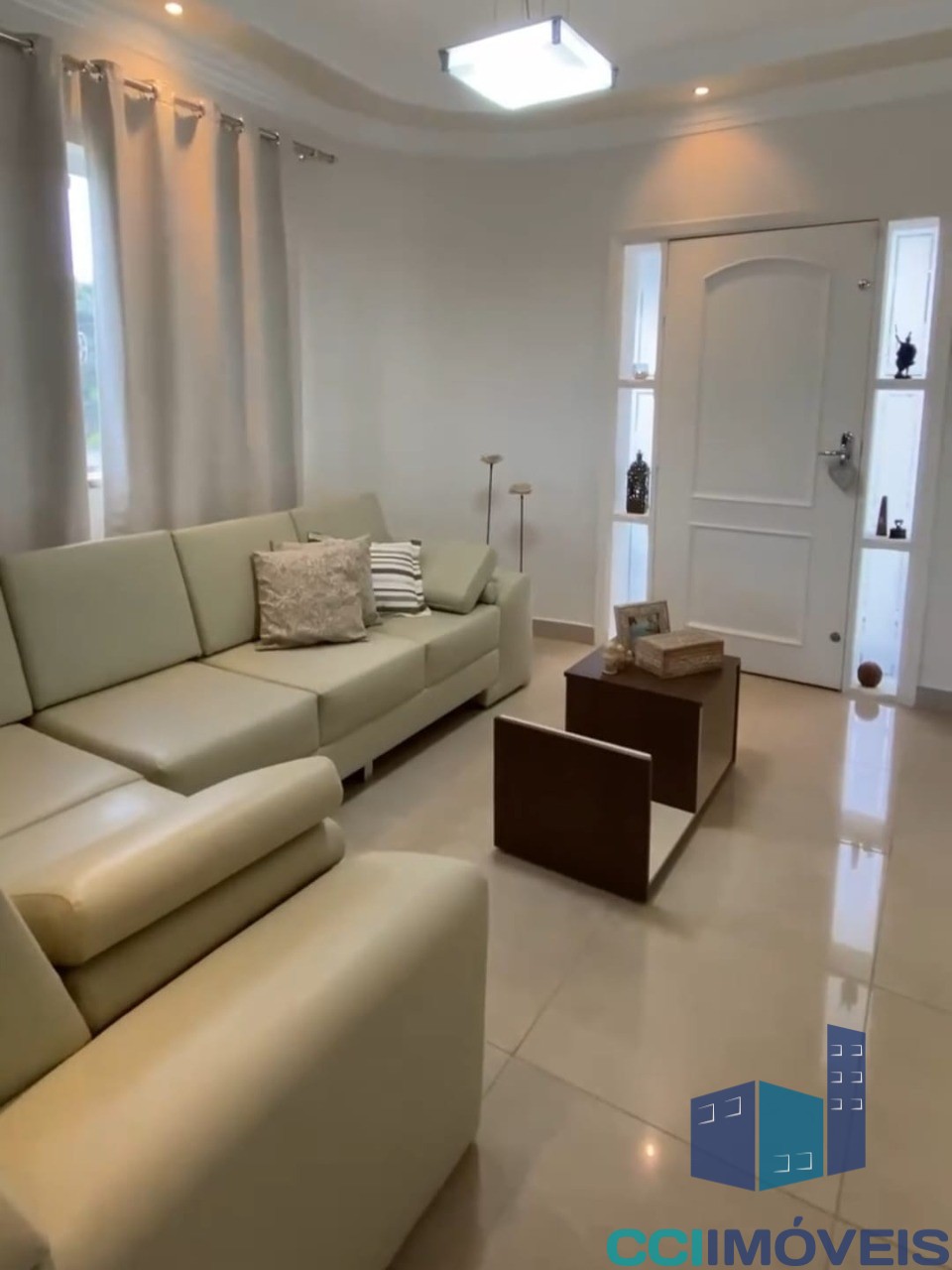 Casa à venda com 4 quartos, 360m² - Foto 19