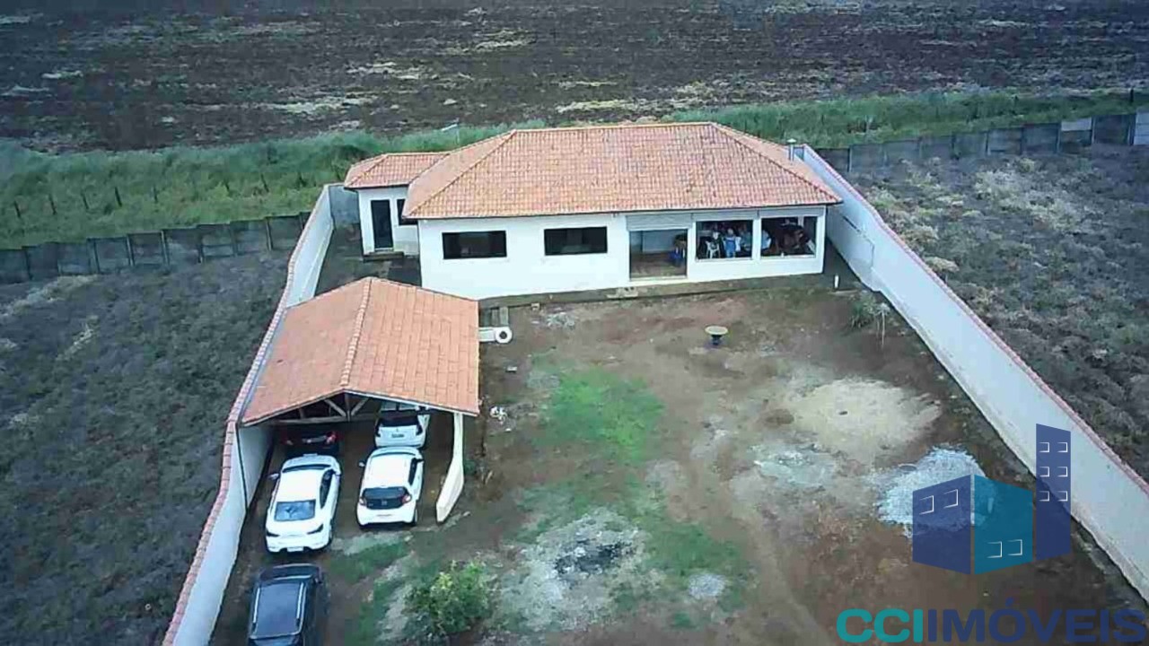 Chácara à venda com 1 quarto, 100m² - Foto 4