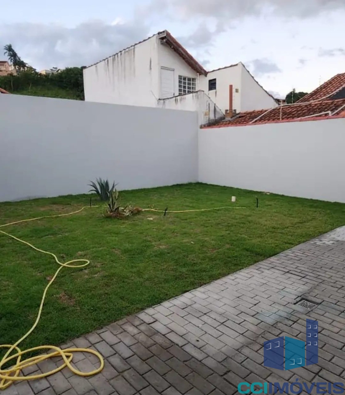 Casa à venda com 3 quartos, 137m² - Foto 4