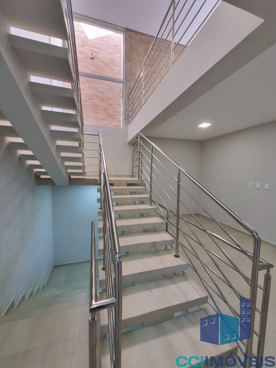 Casa à venda com 4 quartos, 357m² - Foto 15