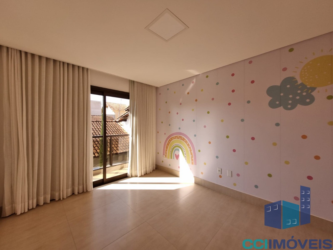 Casa à venda com 4 quartos, 283m² - Foto 5