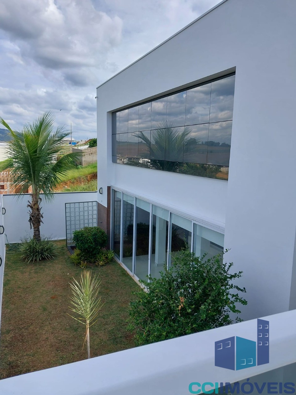 Casa à venda com 4 quartos, 260m² - Foto 13