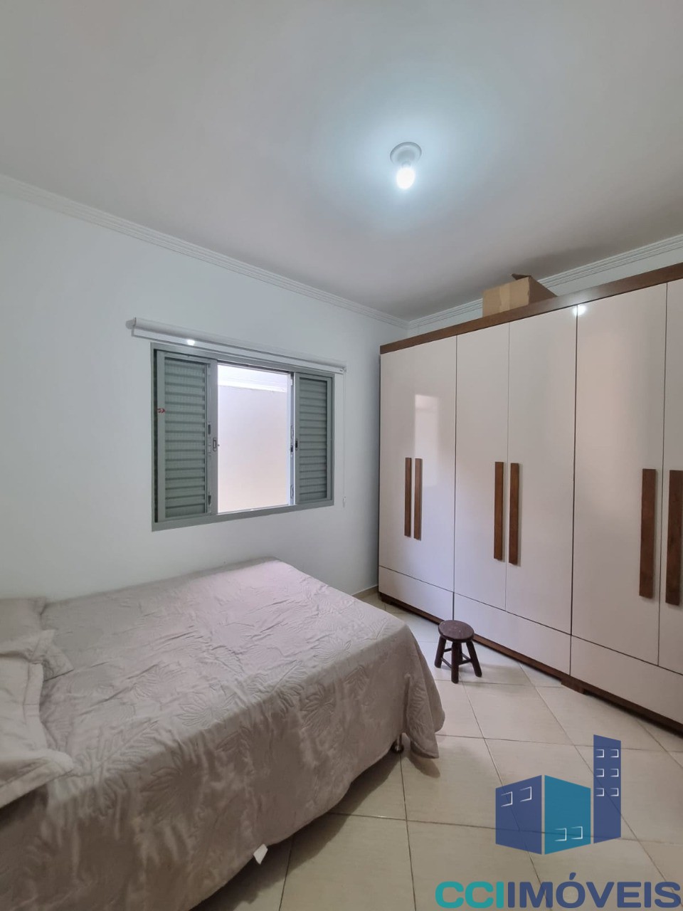 Casa à venda com 3 quartos, 160m² - Foto 4