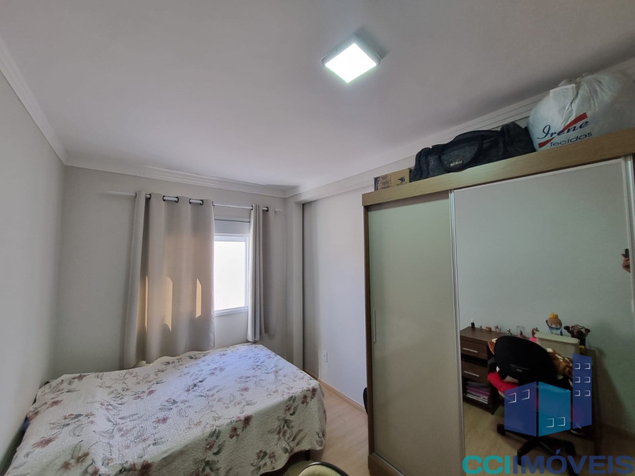 Apartamento à venda com 2 quartos, 1m² - Foto 4