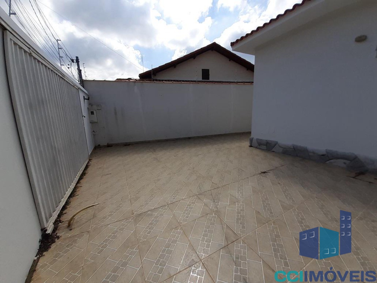 Casa à venda com 2 quartos, 100m² - Foto 10