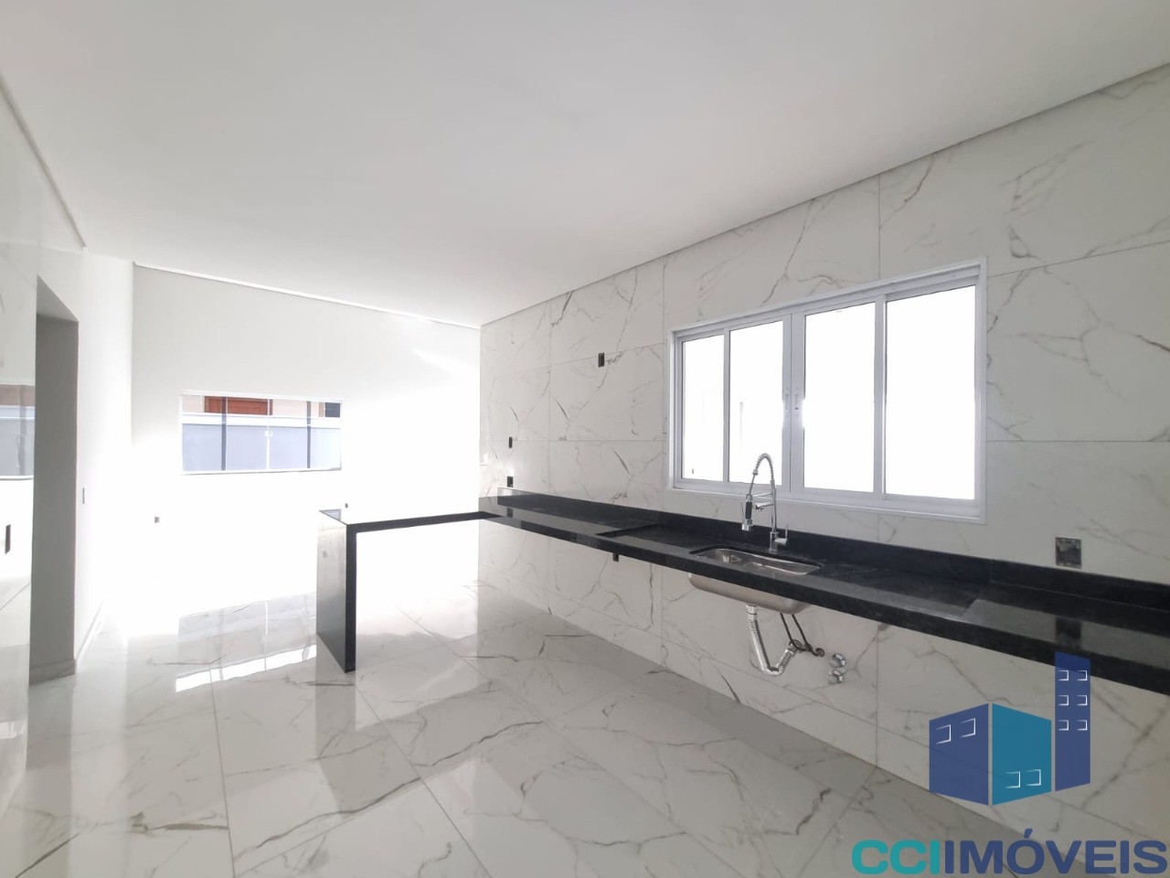 Casa à venda com 3 quartos, 150m² - Foto 5