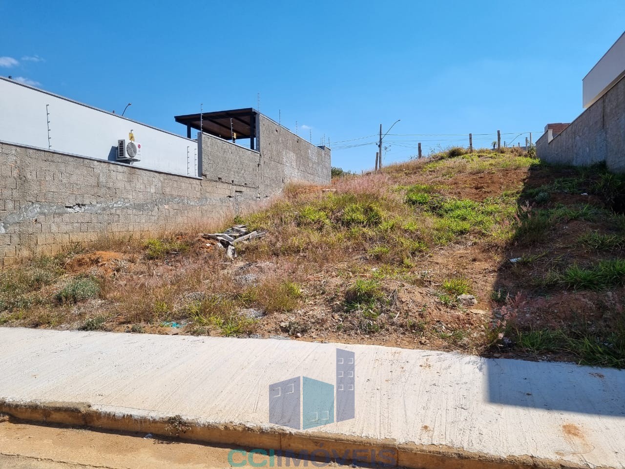 Terreno, 300 m² - Foto 1