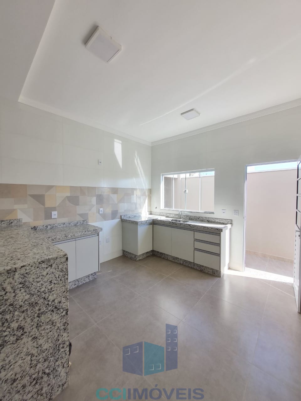 Casa, 3 quartos, 200 m² - Foto 4