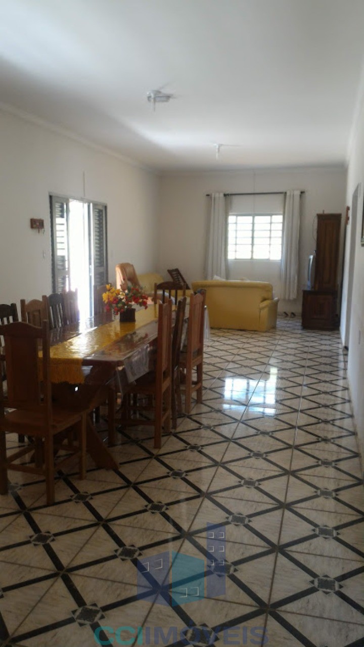 Chácara, 3 quartos, 1000 m² - Foto 4