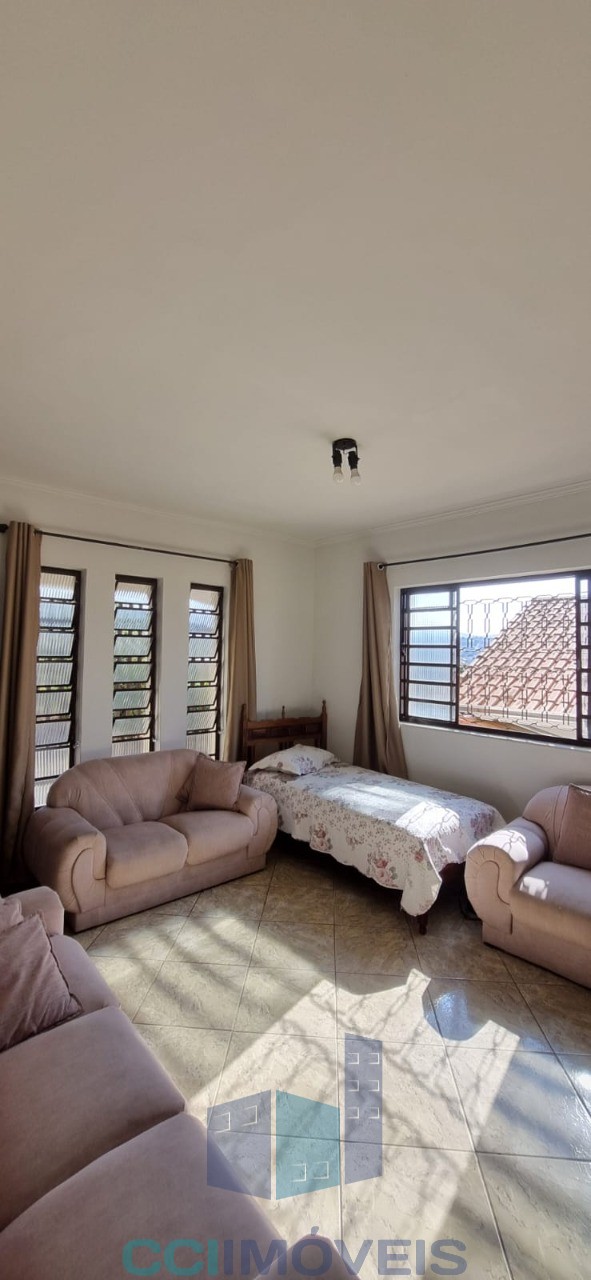 Casa, 3 quartos, 204 m² - Foto 2