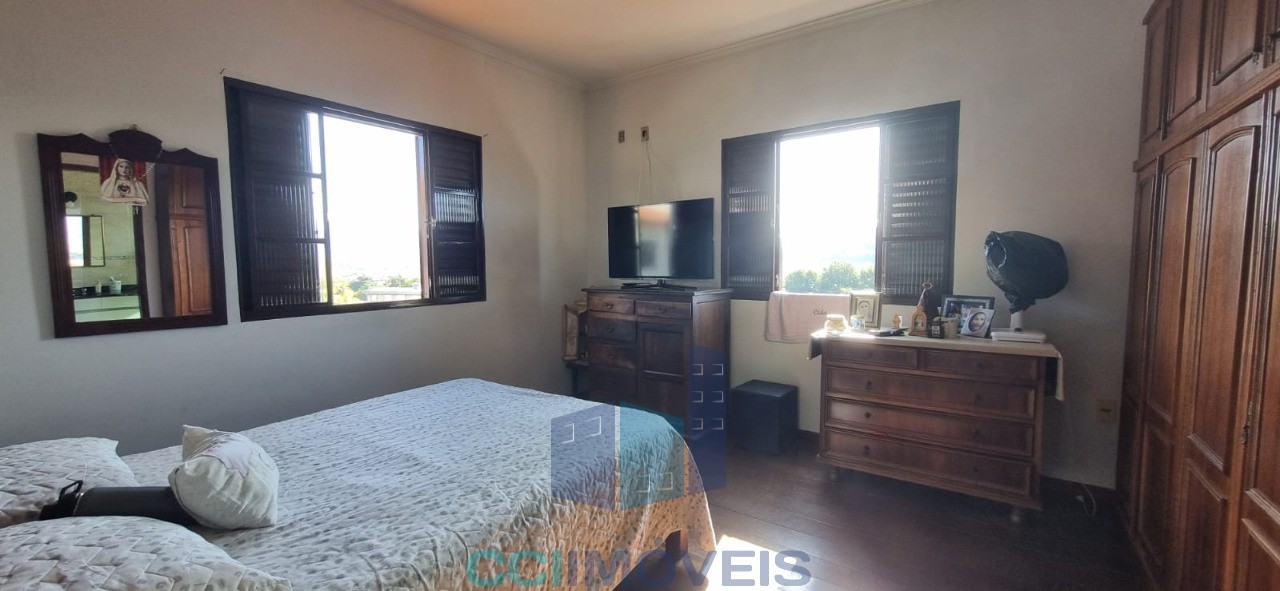 Casa, 3 quartos, 204 m² - Foto 5