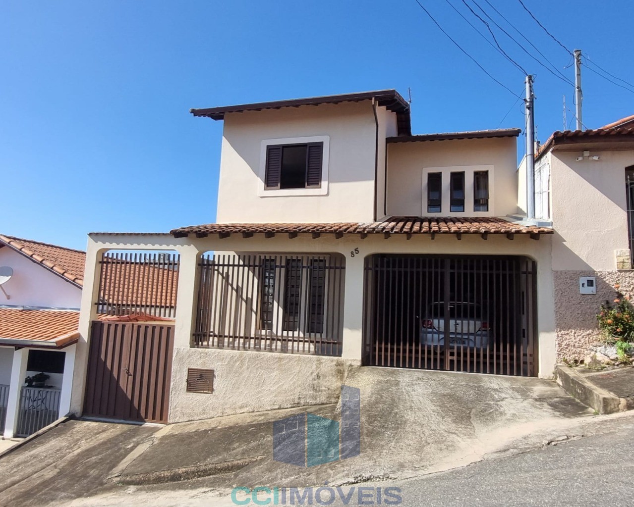 Casa, 3 quartos, 204 m² - Foto 1